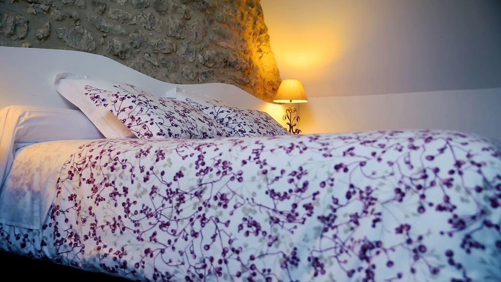 Les Camelias Panzió Lalinde Kültér fotó